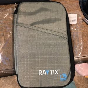 Raytix Travel Wallet/ Family Passport Holder